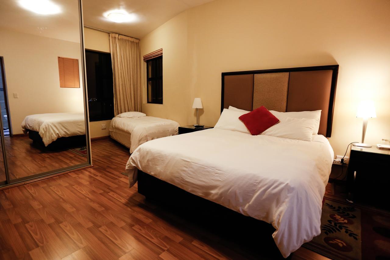 แกรนด์ วิว เบด แอนด์ เบรคฟาสต์ Bed & Breakfast โจฮันเนสเบิร์ก ภายนอก รูปภาพ