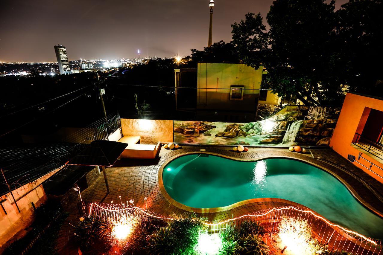 แกรนด์ วิว เบด แอนด์ เบรคฟาสต์ Bed & Breakfast โจฮันเนสเบิร์ก ภายนอก รูปภาพ