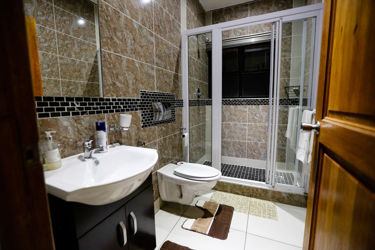 แกรนด์ วิว เบด แอนด์ เบรคฟาสต์ Bed & Breakfast โจฮันเนสเบิร์ก ภายนอก รูปภาพ